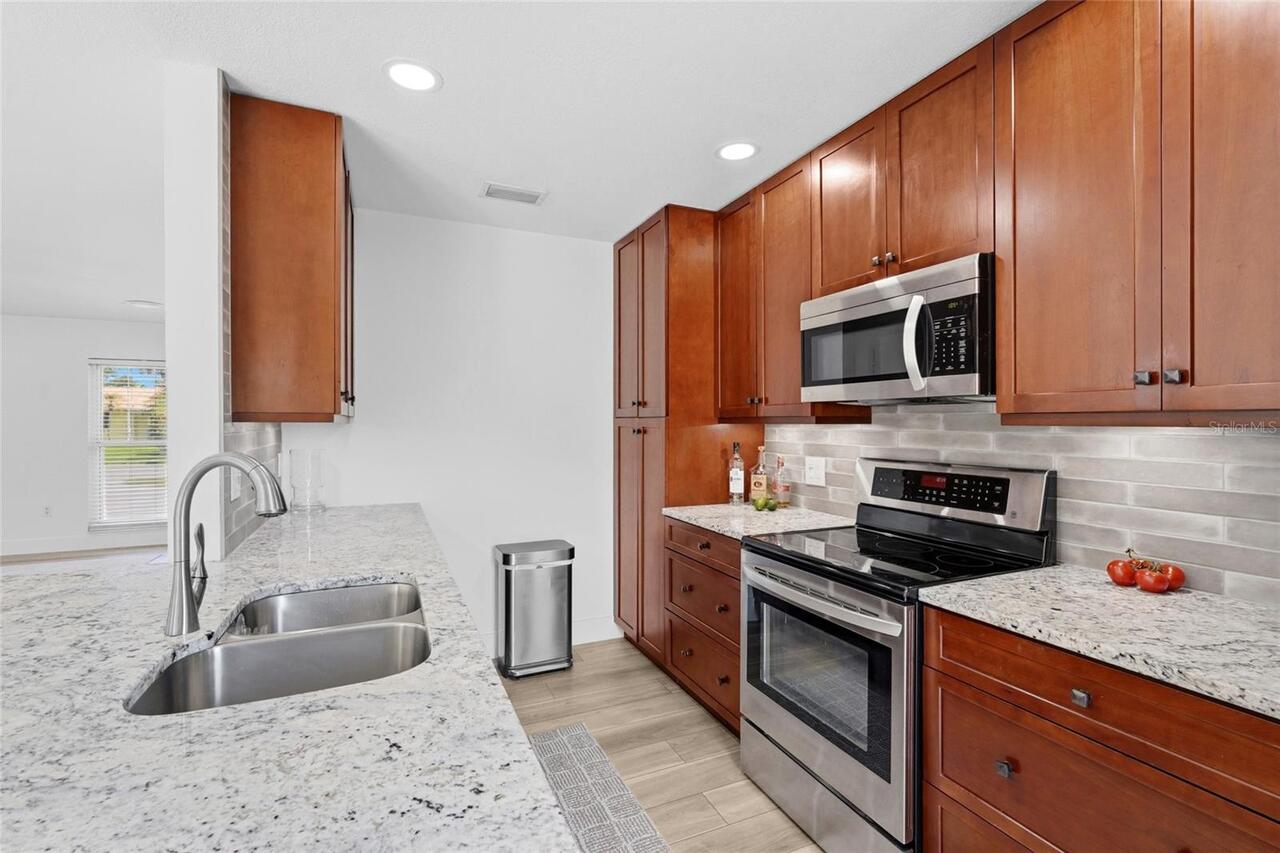 Listing Photo 16