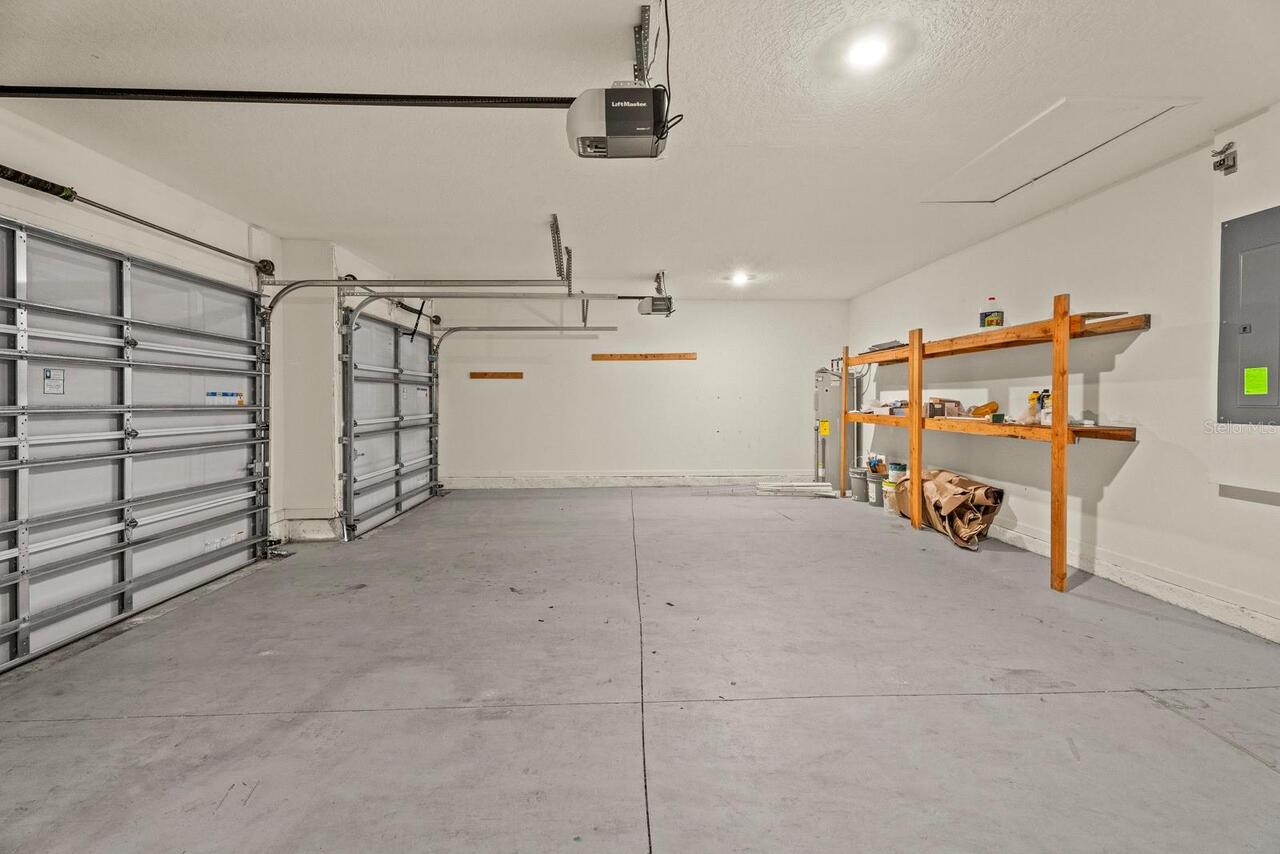 Listing Photo 17