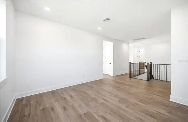 Listing Photo 23