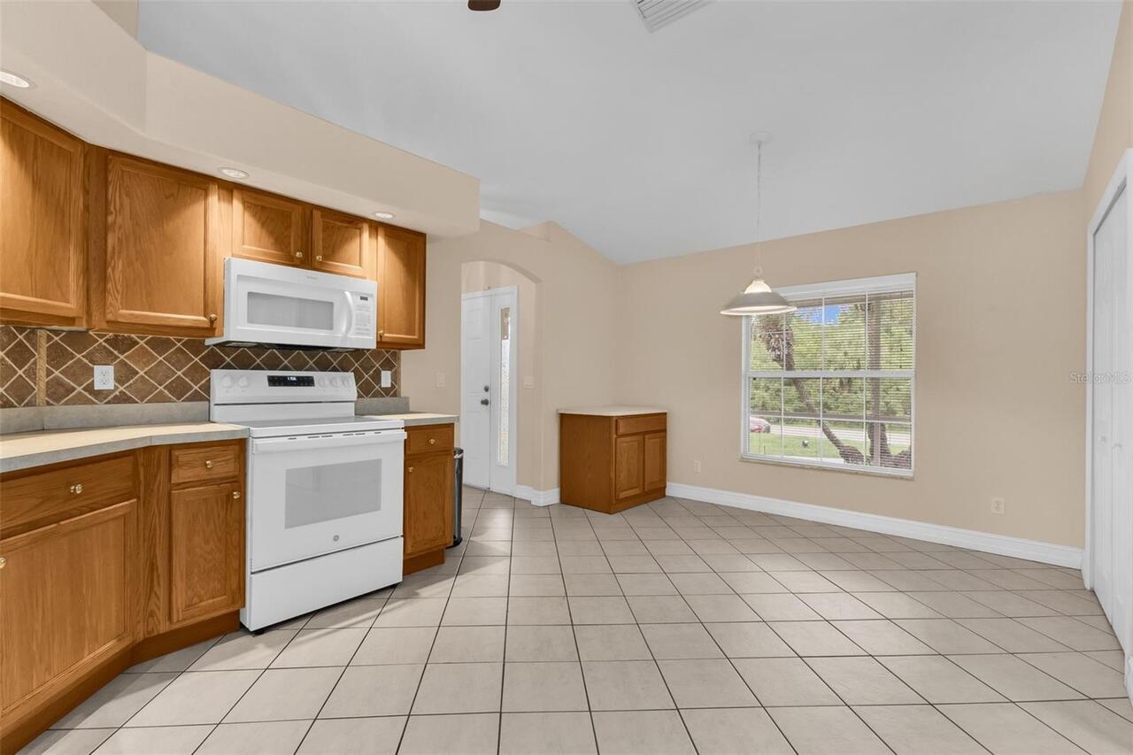 Listing Photo 16