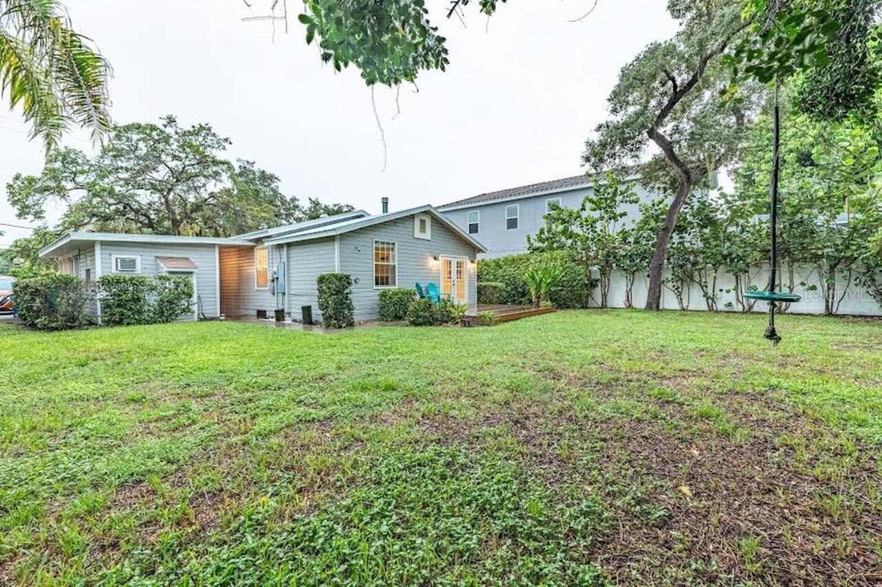 Listing Photo 16