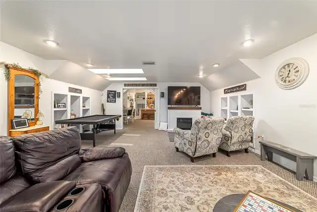 Listing Photo 18