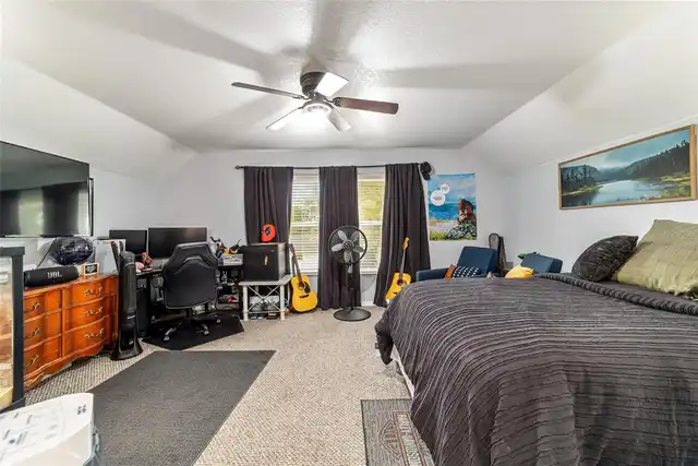 Listing Photo 23