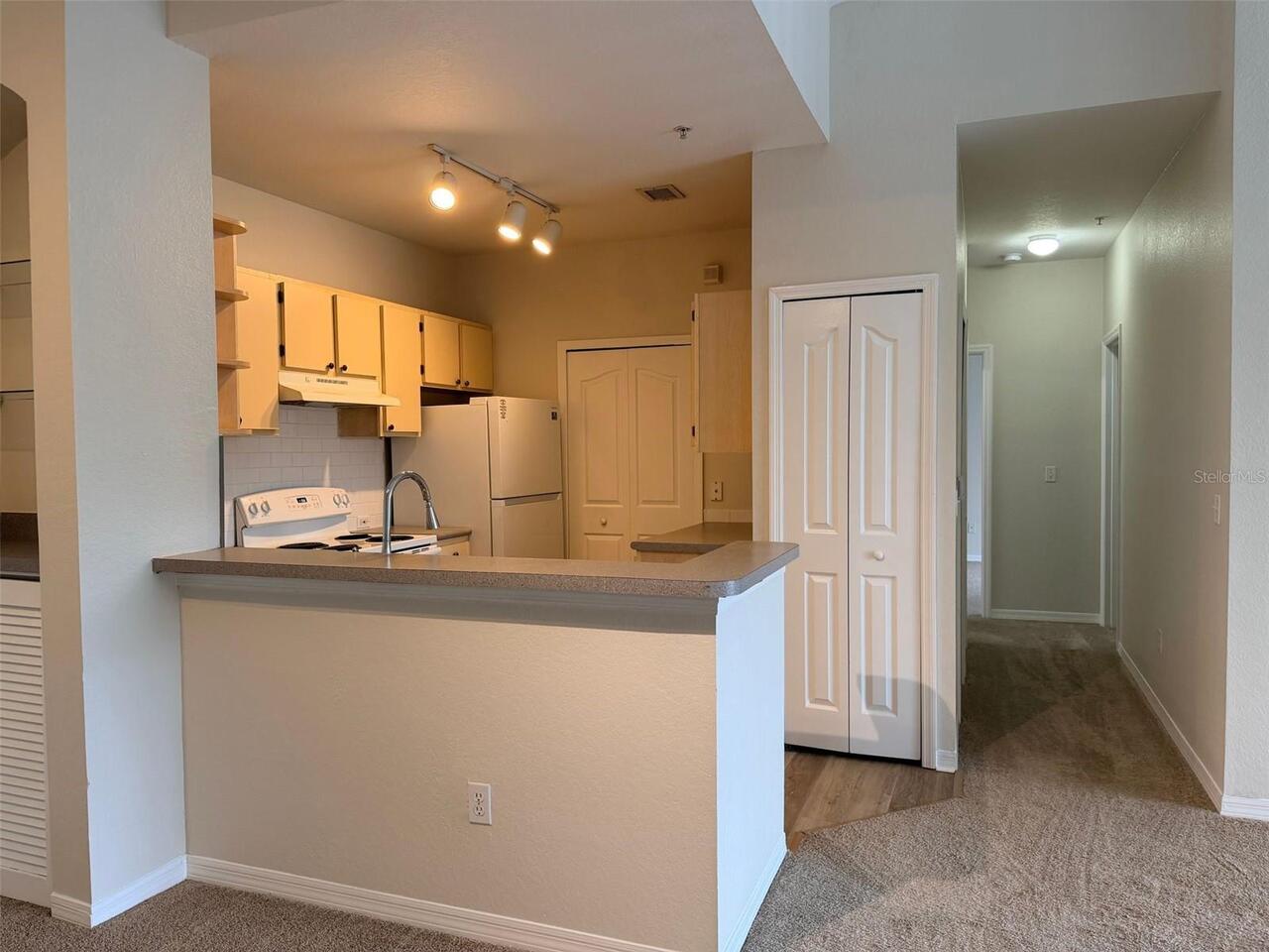 Listing Photo 16