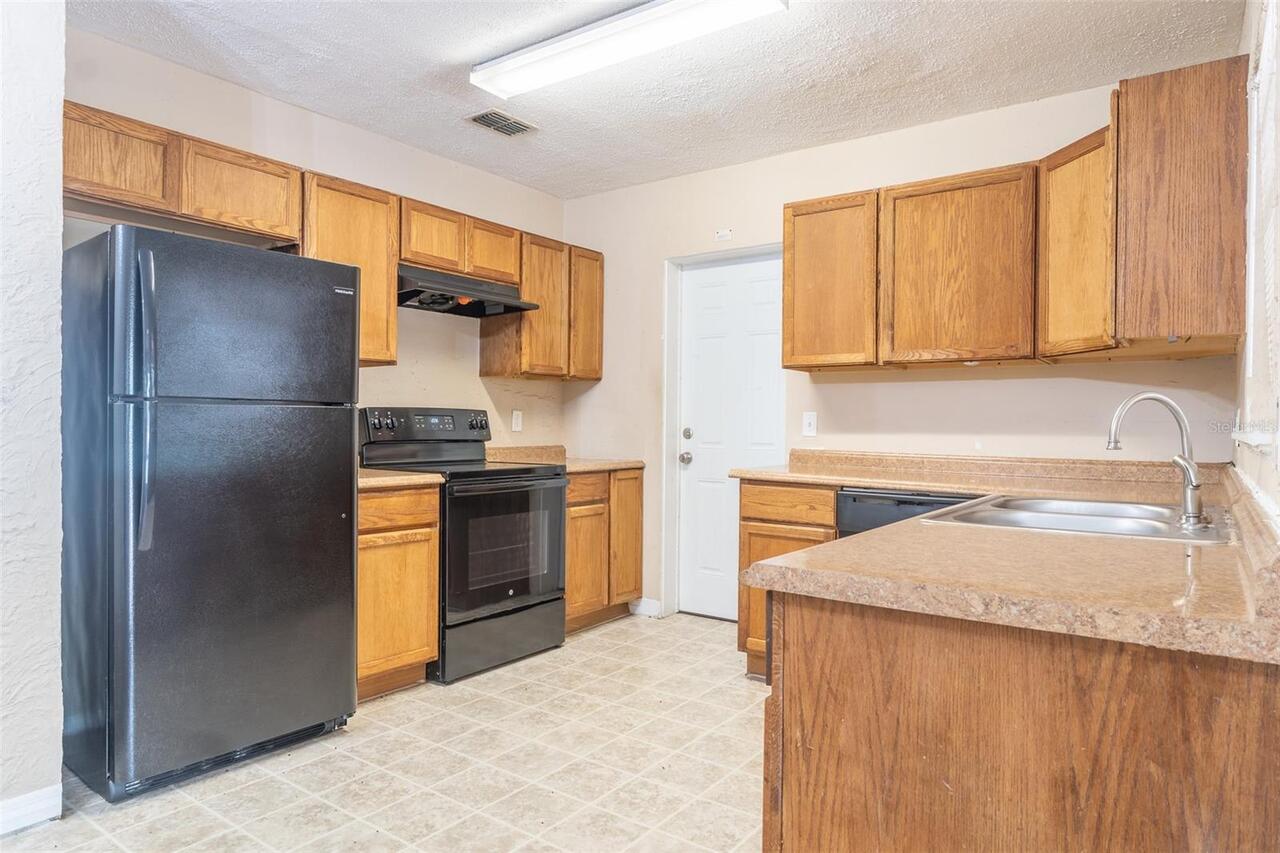 Listing Photo 7