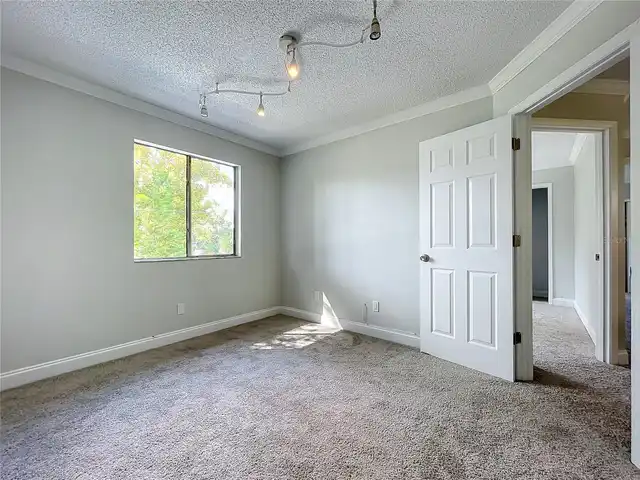 Listing Photo 35