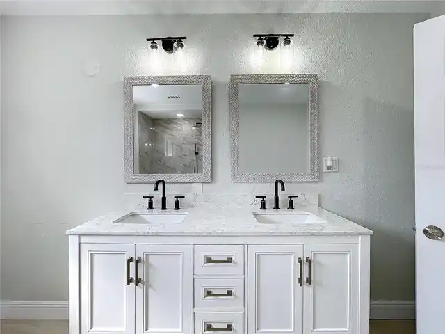 Listing Photo 44