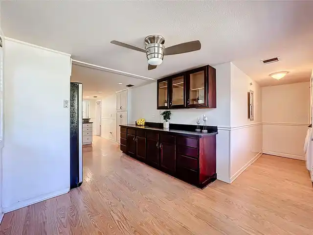 Listing Photo 24