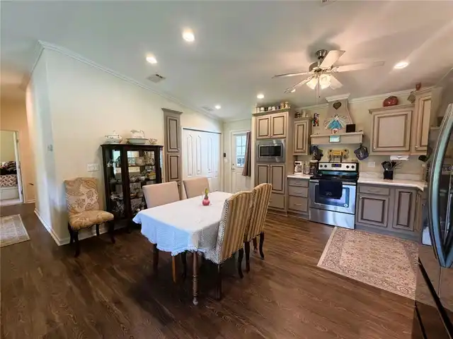 Listing Photo 20