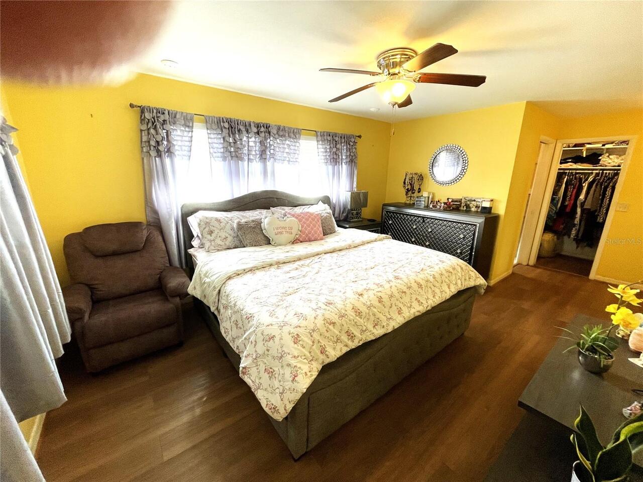 Listing Photo 10