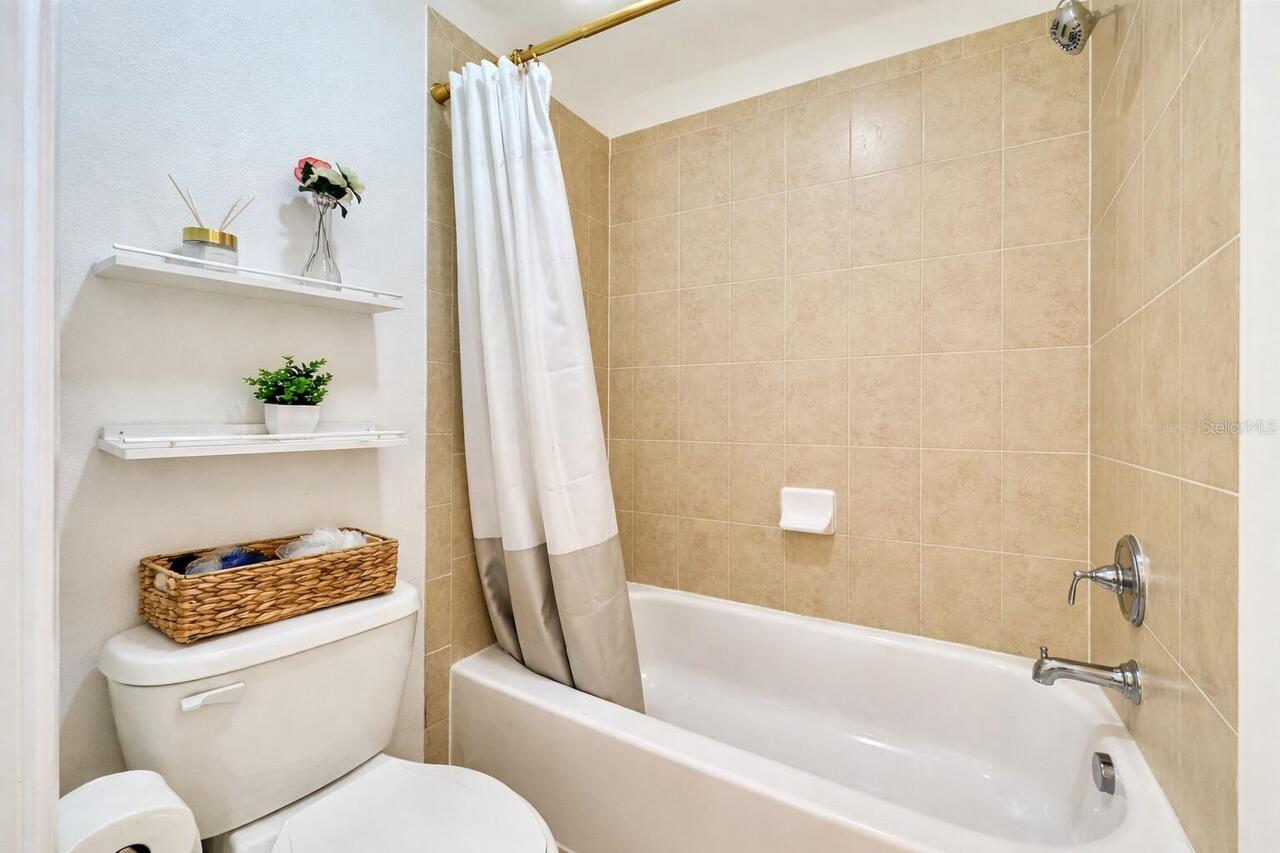 Listing Photo 25