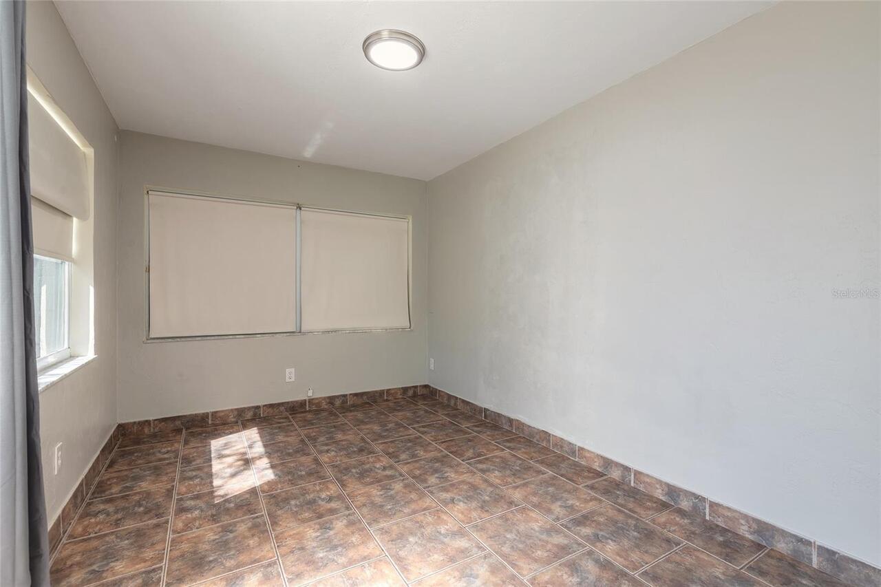Listing Photo 28