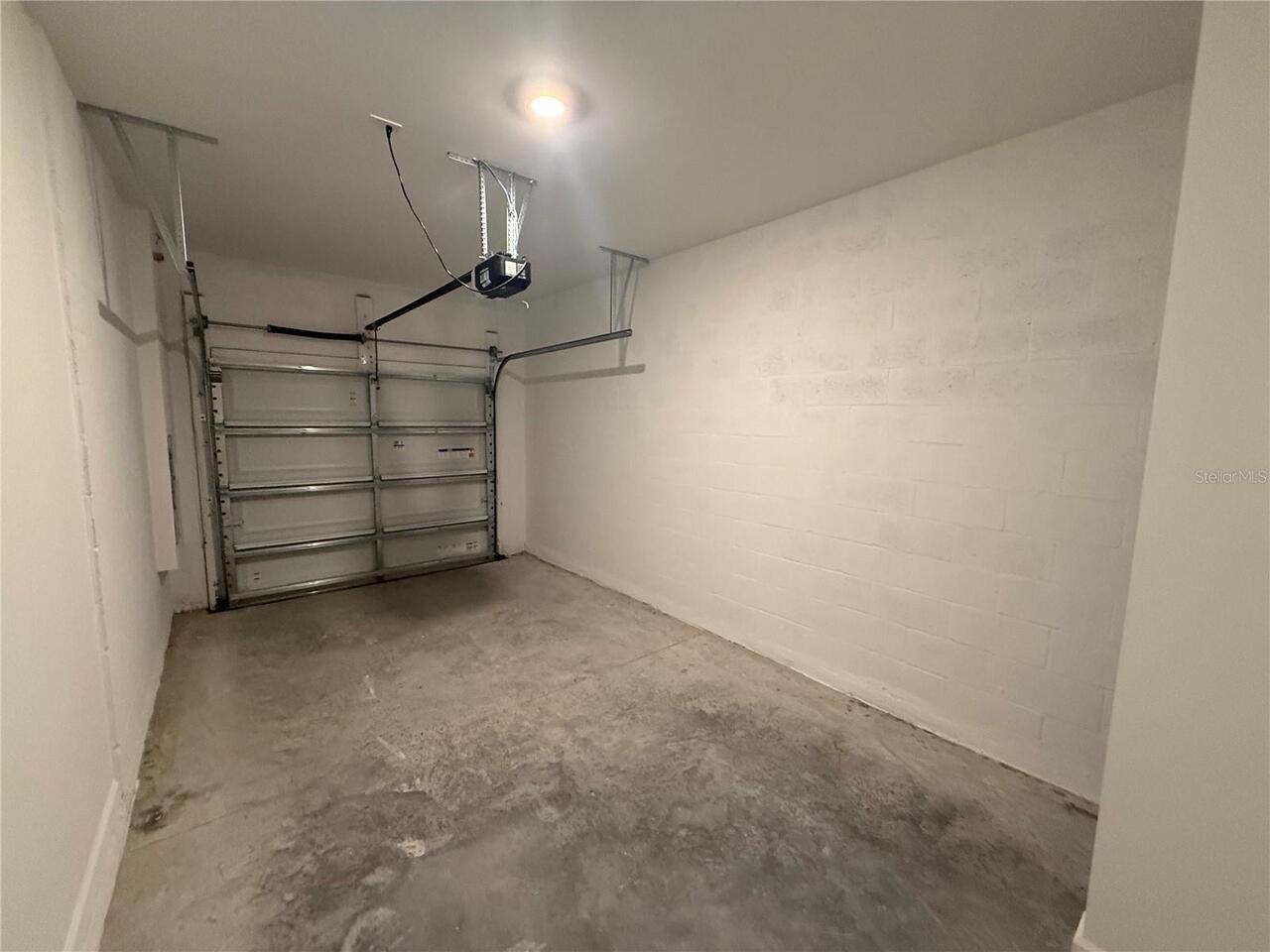 Listing Photo 8