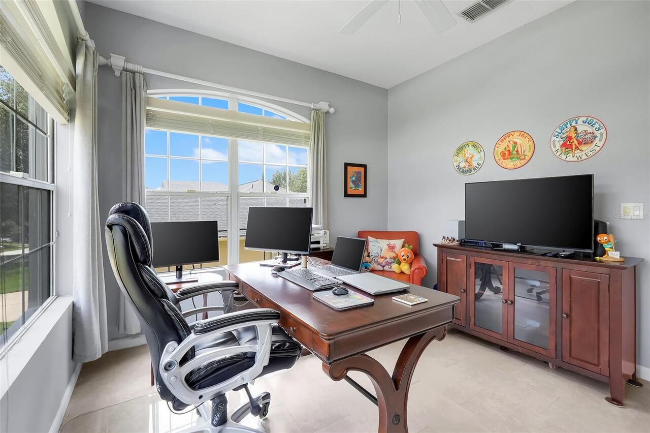 Listing Photo 8