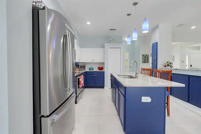 Listing Photo 18