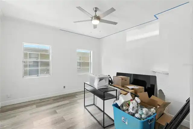 Listing Photo 9