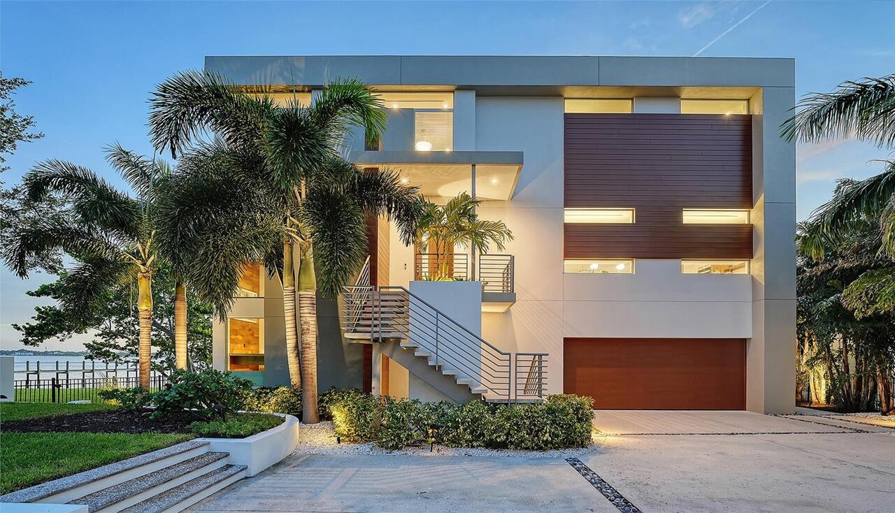 5BR, Home, 5BA, $4,995,000
Read More