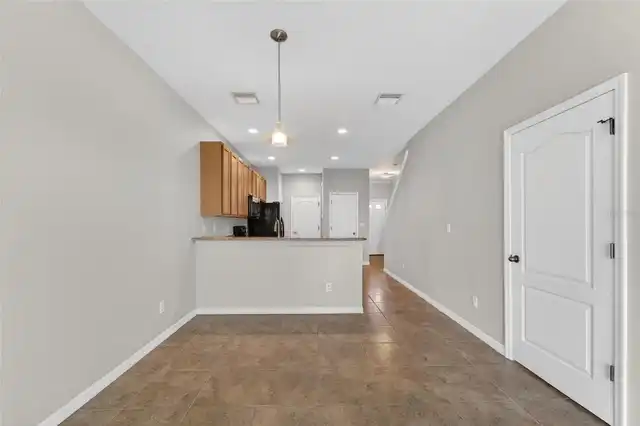 Listing Photo 14