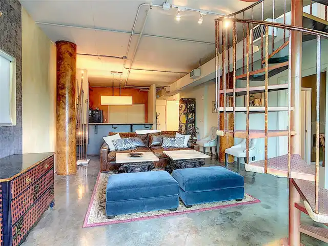 Listing Photo 10