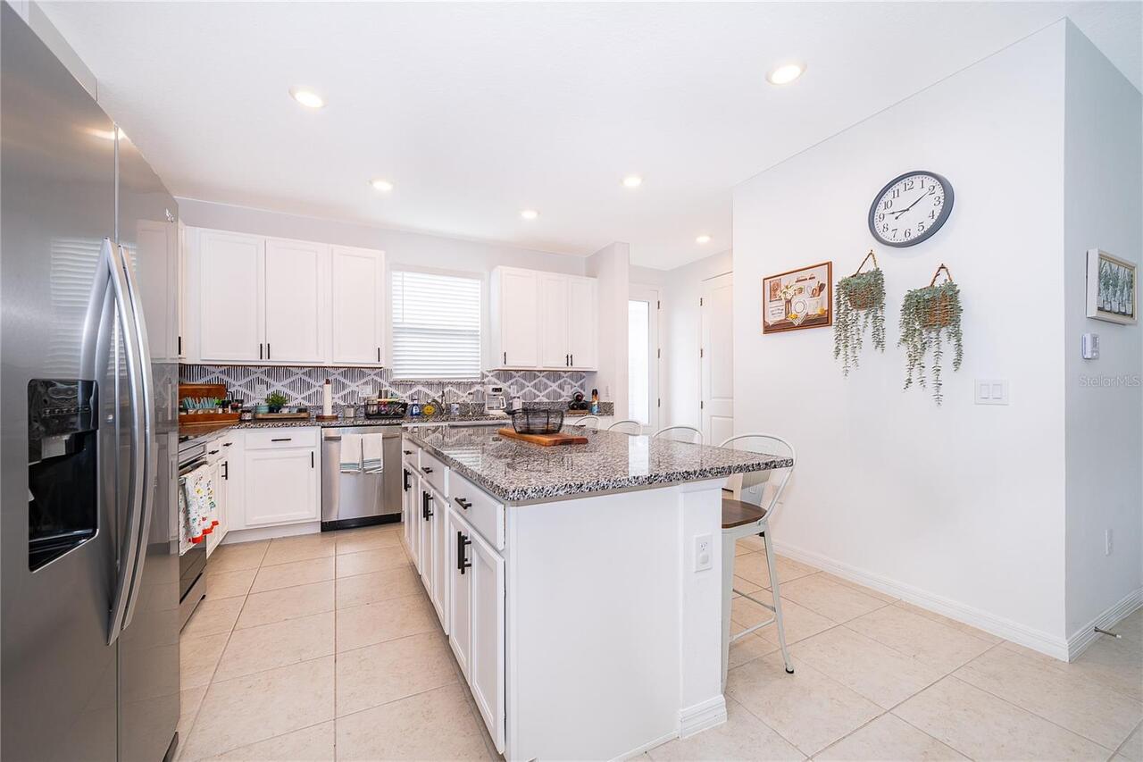 Listing Photo 11