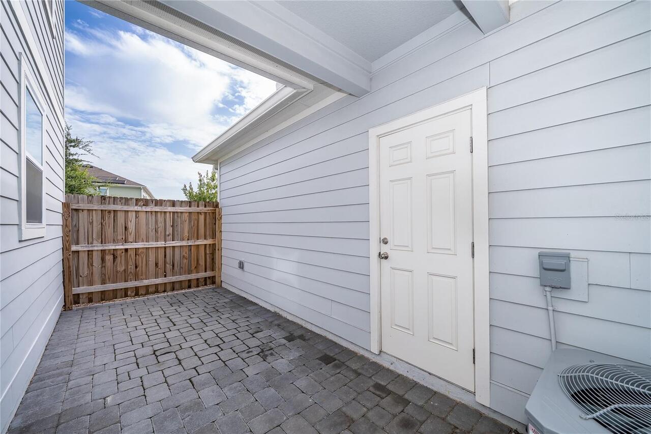 Listing Photo 15