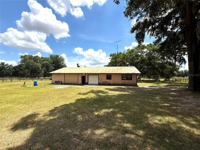Listing Photo 12