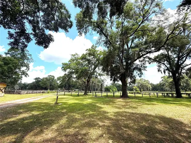 Listing Photo 43