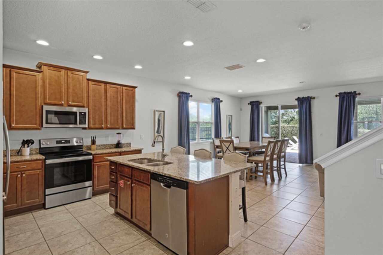 Listing Photo 7