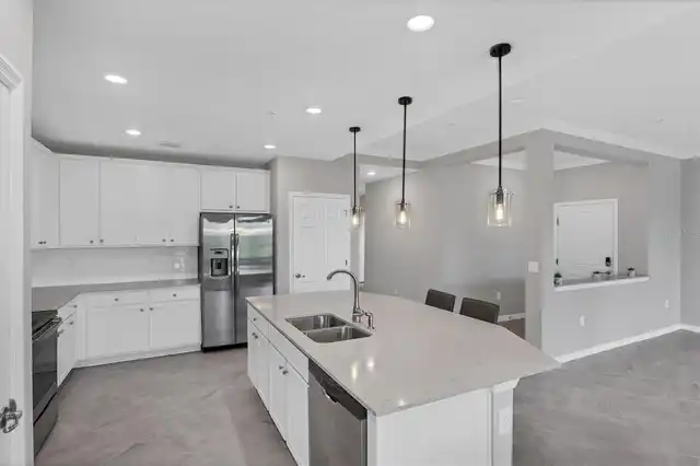 Listing Photo 17