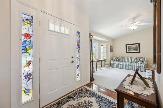 Listing Photo 11