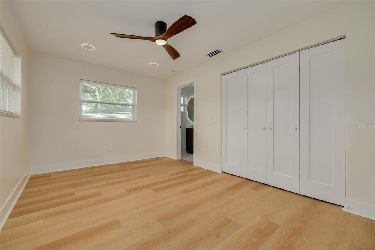 Listing Photo 33