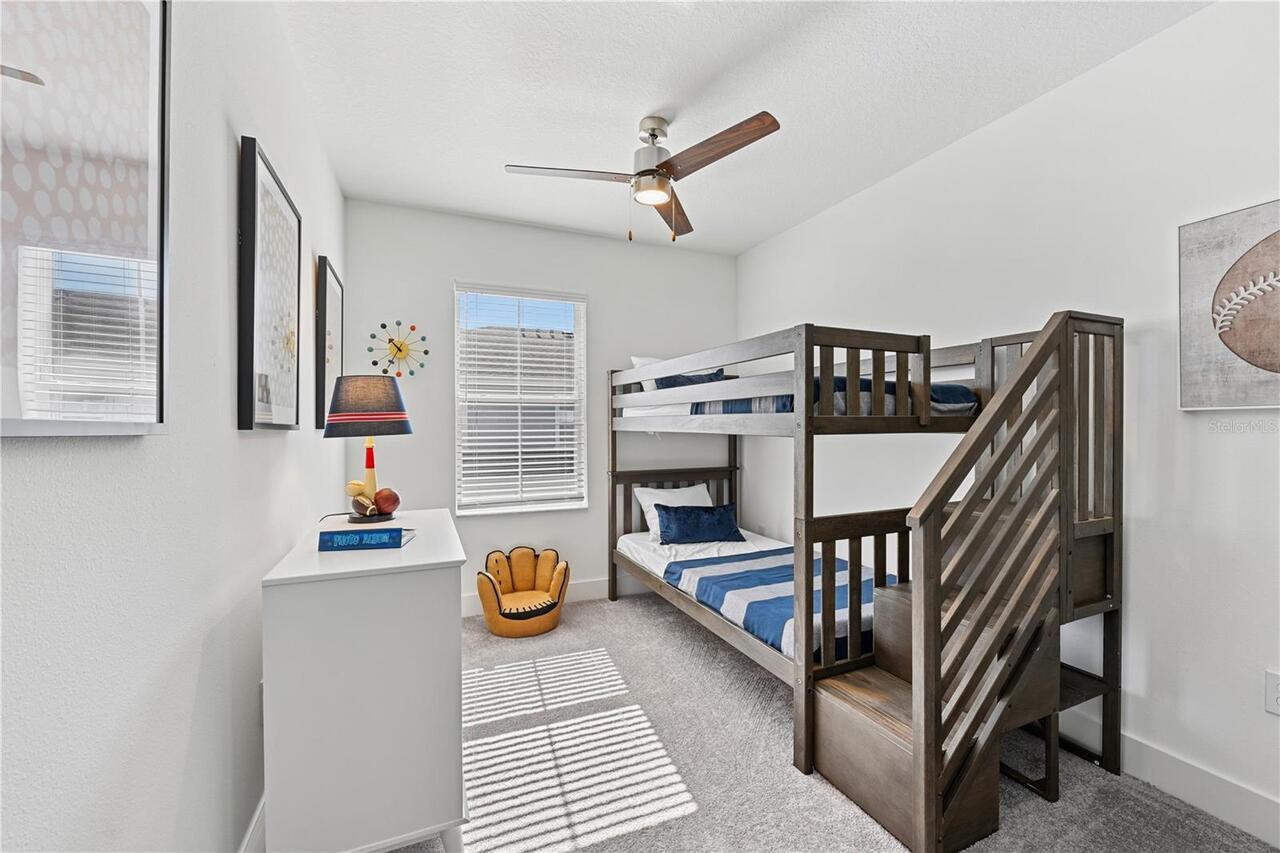 Listing Photo 10