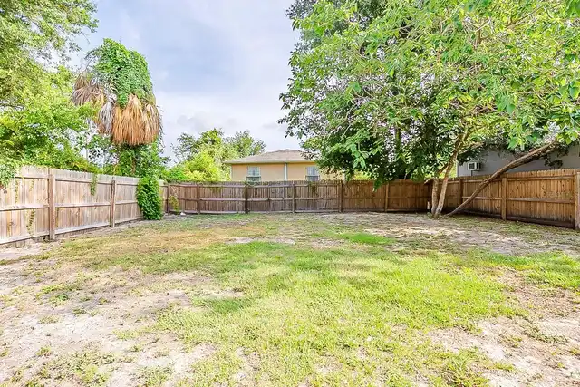 Listing Photo 21