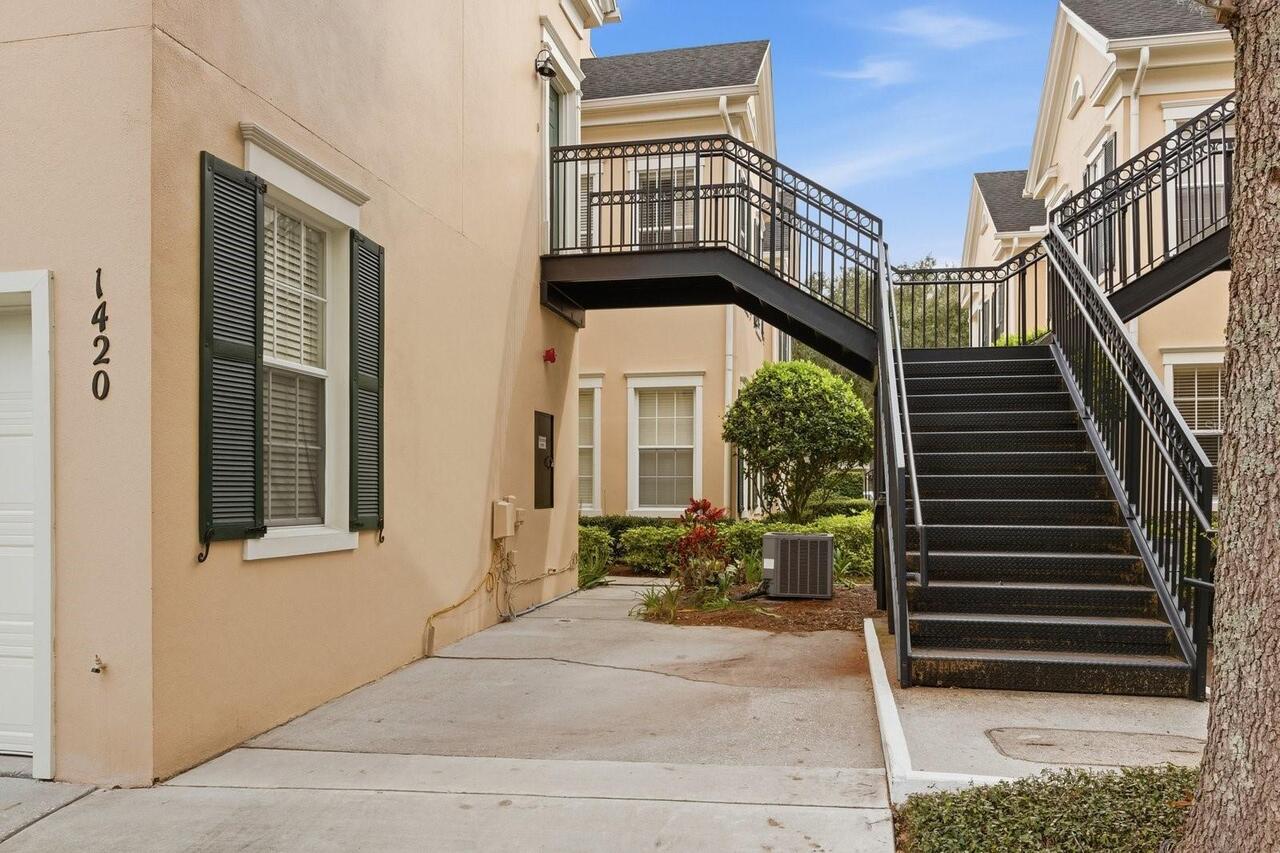 Residential Lease, 1BA, $1,700
Read More