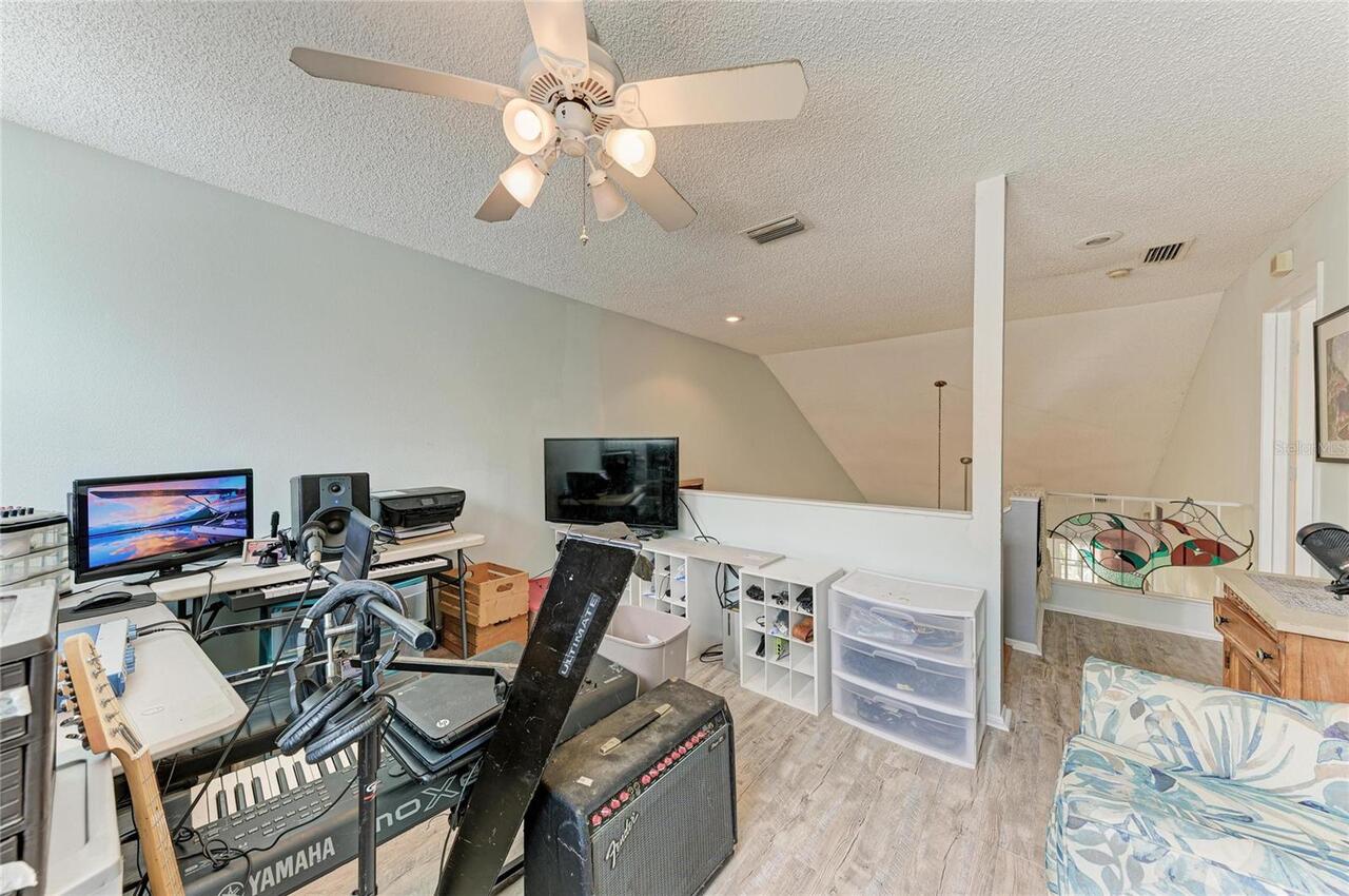Listing Photo 32