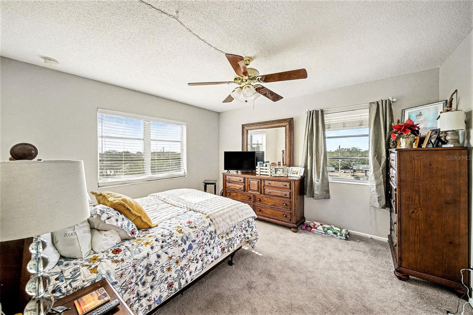 Listing Photo 14