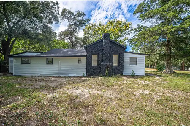 Listing Photo 6
