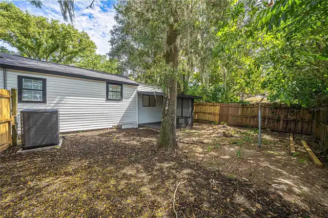 Listing Photo 7