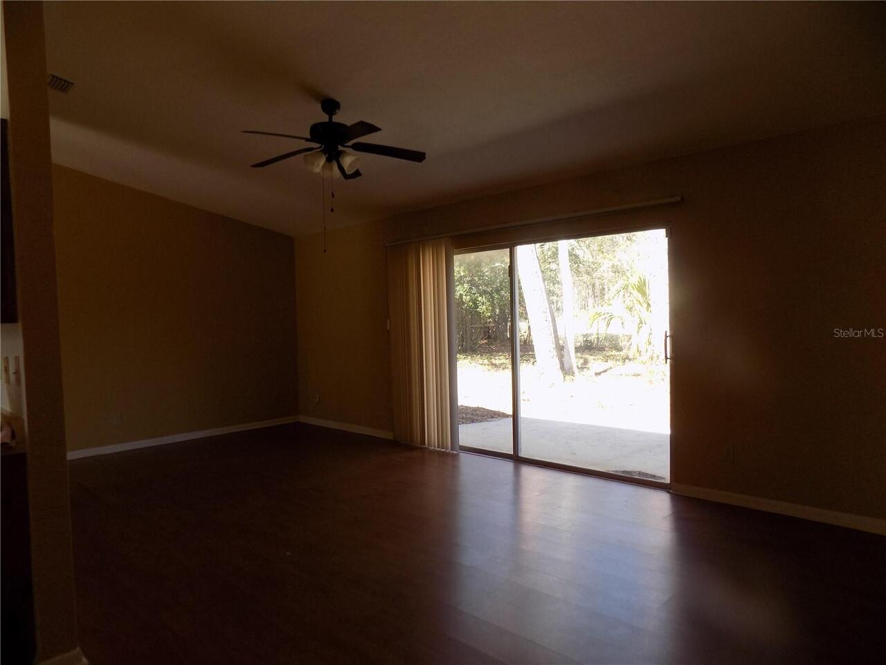 Listing Photo 14