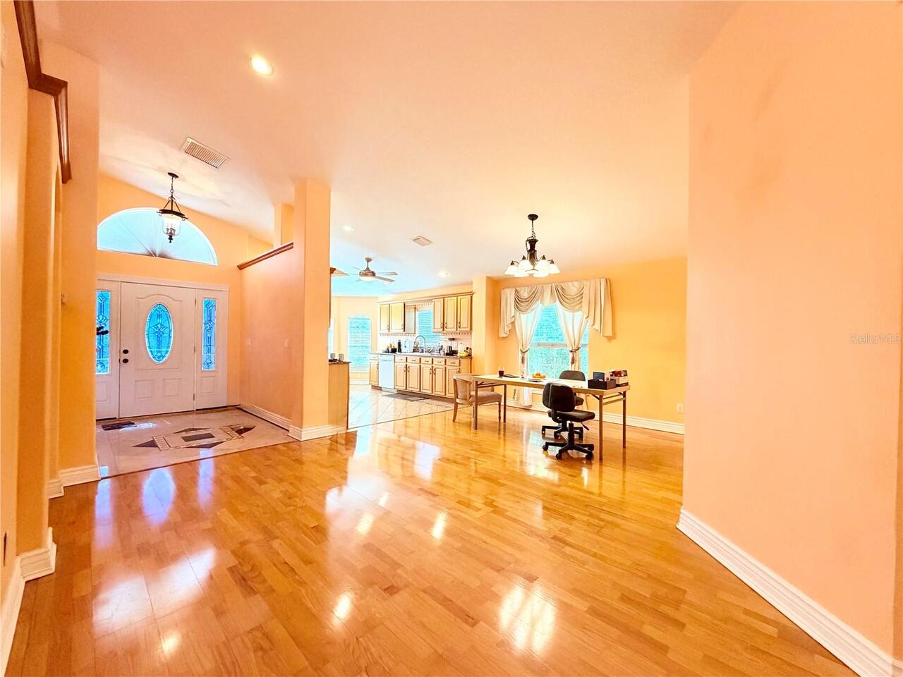Listing Photo 19