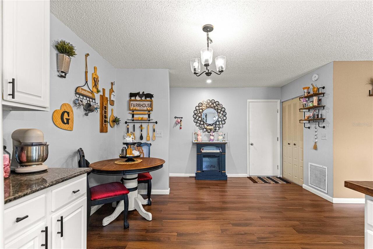 Listing Photo 18