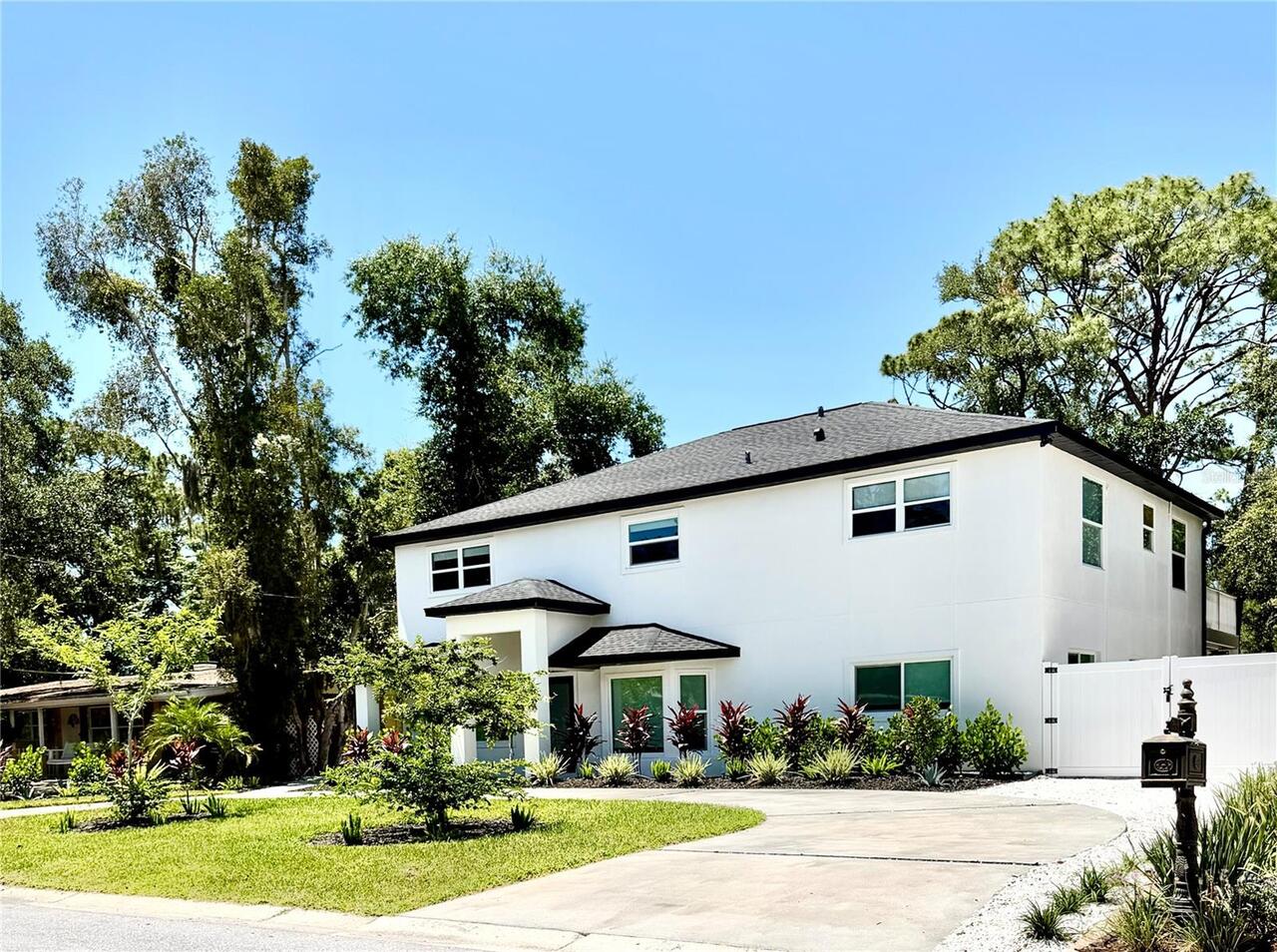 Sarasota Real Estate
