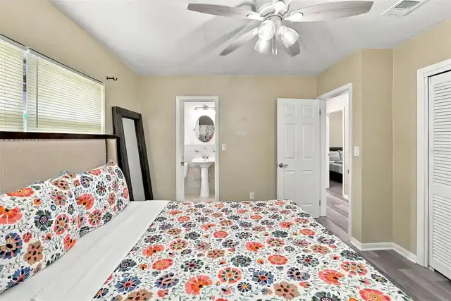 Listing Photo 14