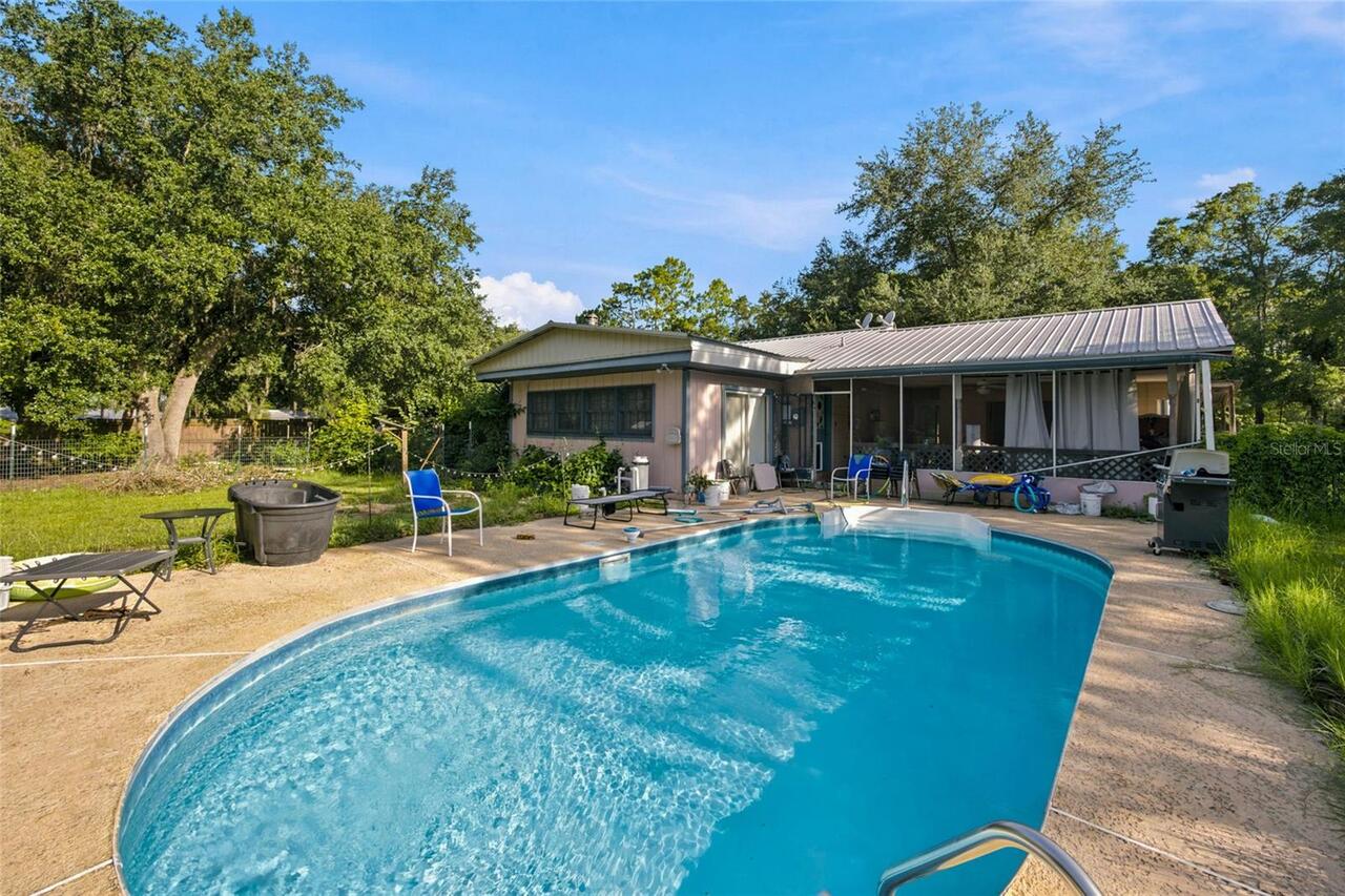 Listing Photo 8