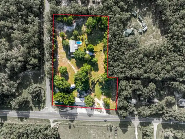 Listing Photo 12