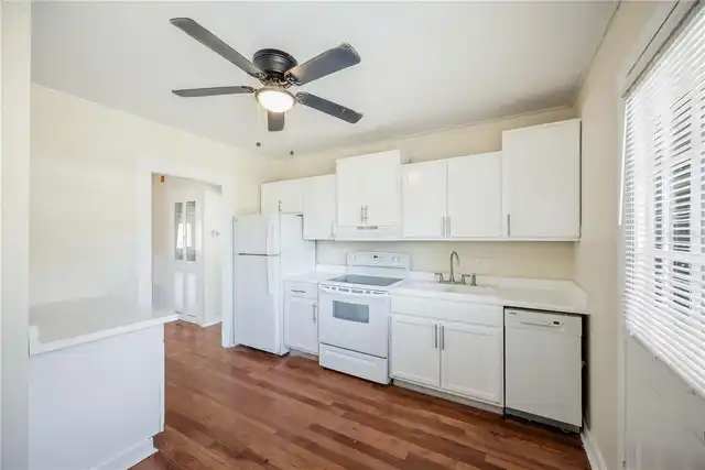 Listing Photo 15