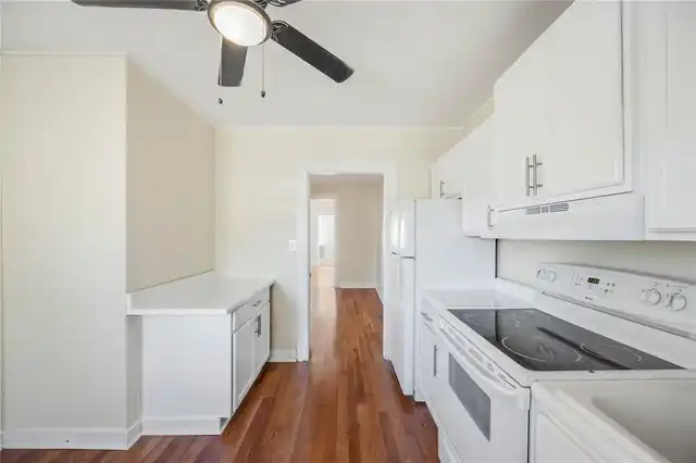 Listing Photo 16