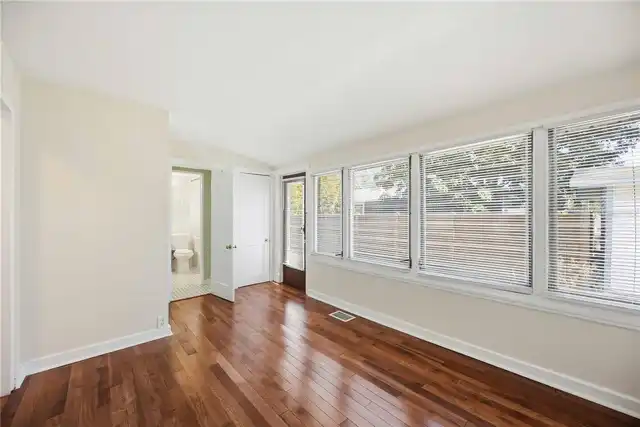 Listing Photo 27