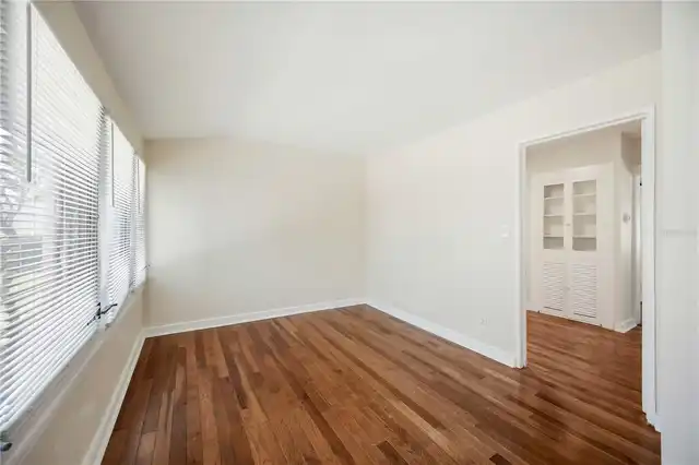 Listing Photo 28