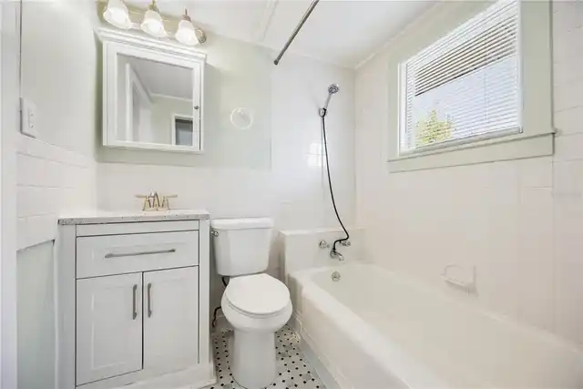 Listing Photo 33
